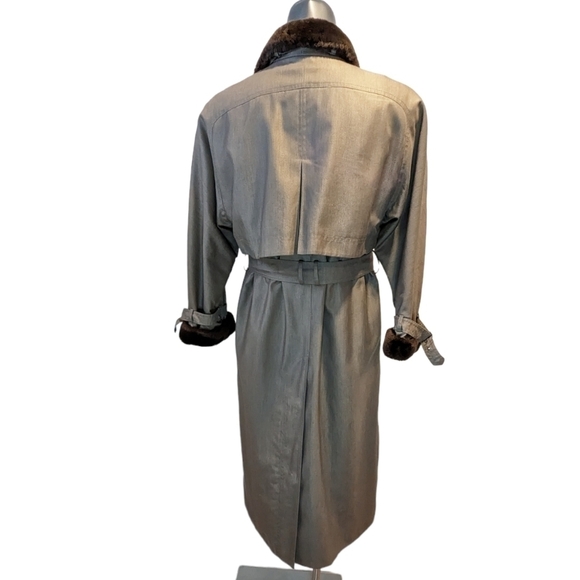 Vintage Bartsons tan trench coat - Picture 7 of 16